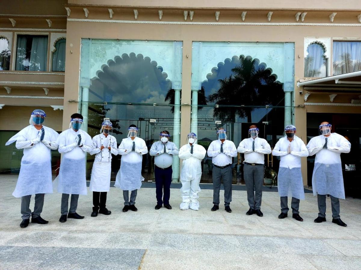 Hotel Lakend Udaipur Bagian luar foto