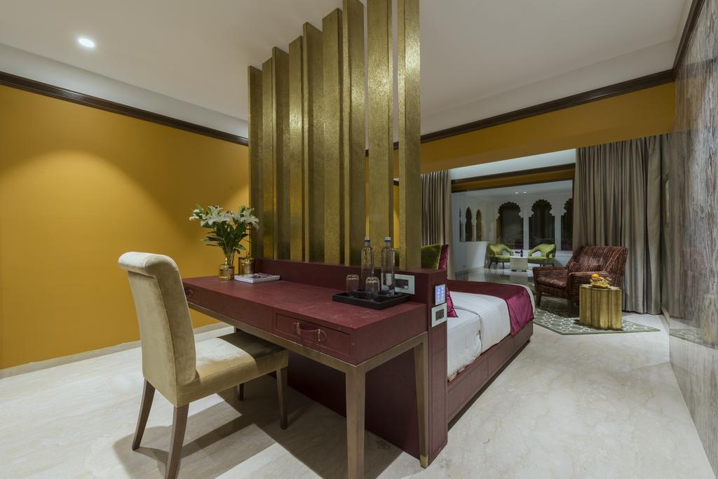 Hotel Lakend Udaipur Bagian luar foto